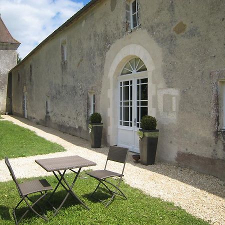 Chateau De Puyrigaud Bed and Breakfast Léoville Exteriör bild